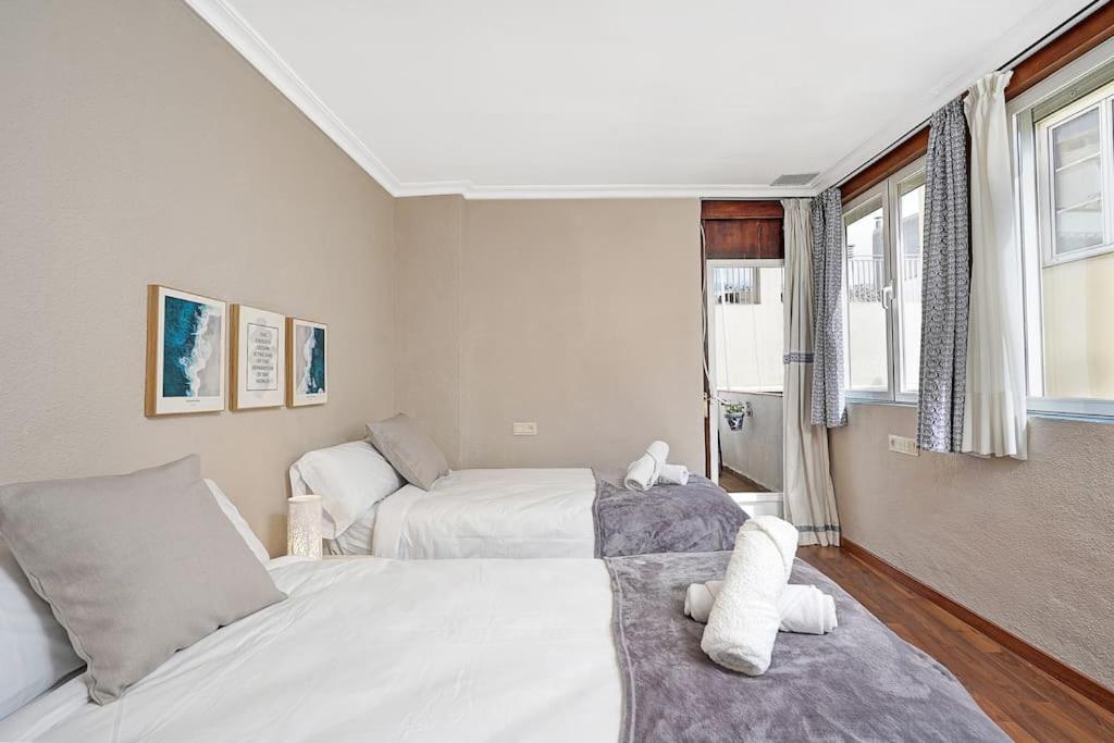 Apartamento Granada Centro. Atico Ayuntamiento エクステリア 写真